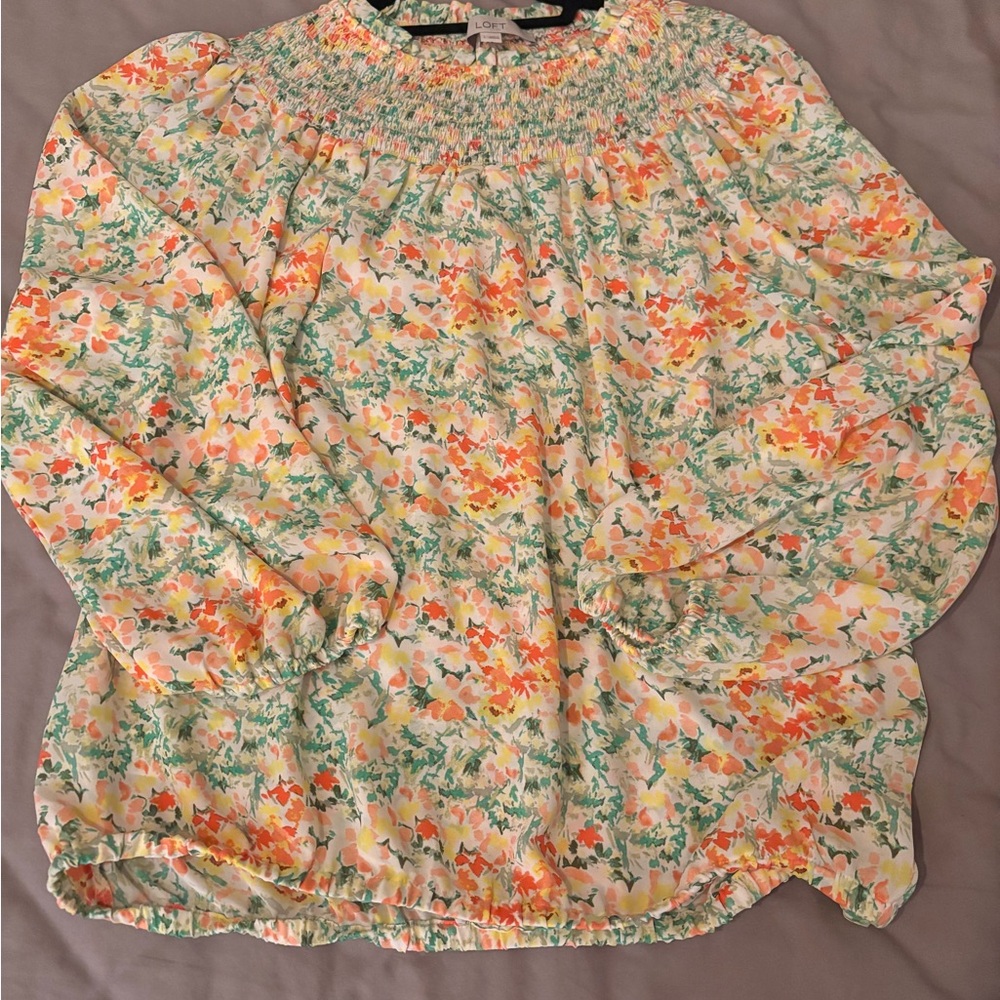 5/$25!! LOFT Floral Smocked Blouse